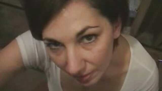 युरोपेली लेस्बियन सुन्दरी बियान्का गोल्डेनले आफ्नो लागि सेक्सी केटी फेला पारेकी छिन्